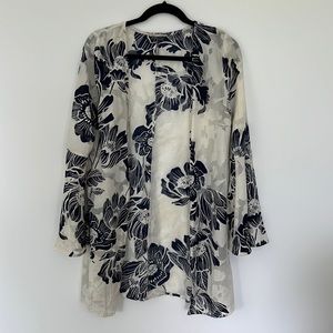Altar’d State Long Sleeve Floral Kimono